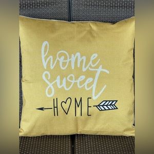 Brand new* Home Sweet Home 18 x 18 Throw Pillow